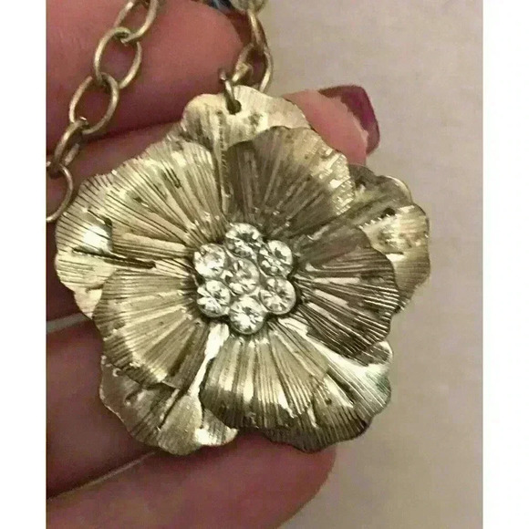 Vintage Necklace Flower Heart Key Bow Pink Bead Pendant Junk Journal Spine Jewel - Picture 6 of 9